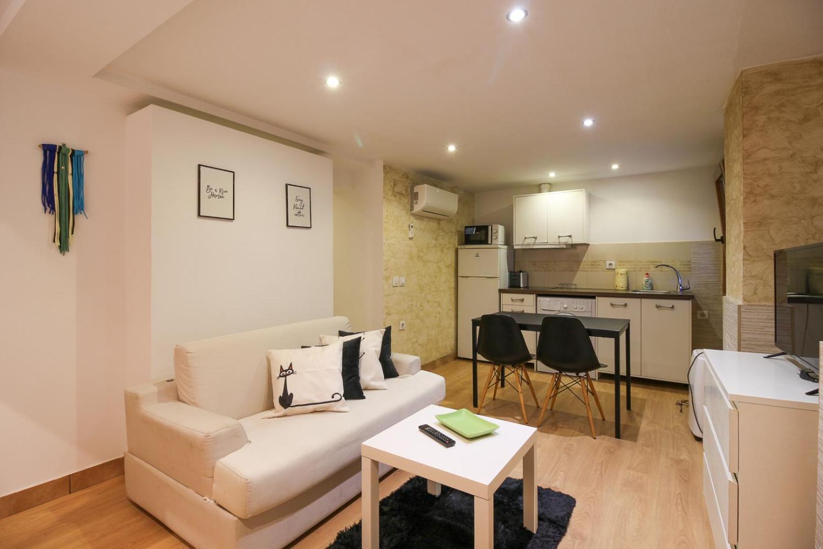 Stylous Apartment At The Center Сантандер Екстериор снимка